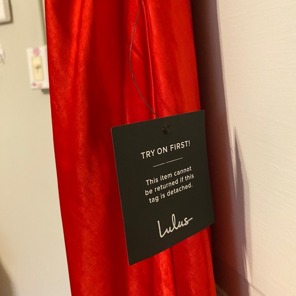 RED LONG DRESS - Picture 7 of 8